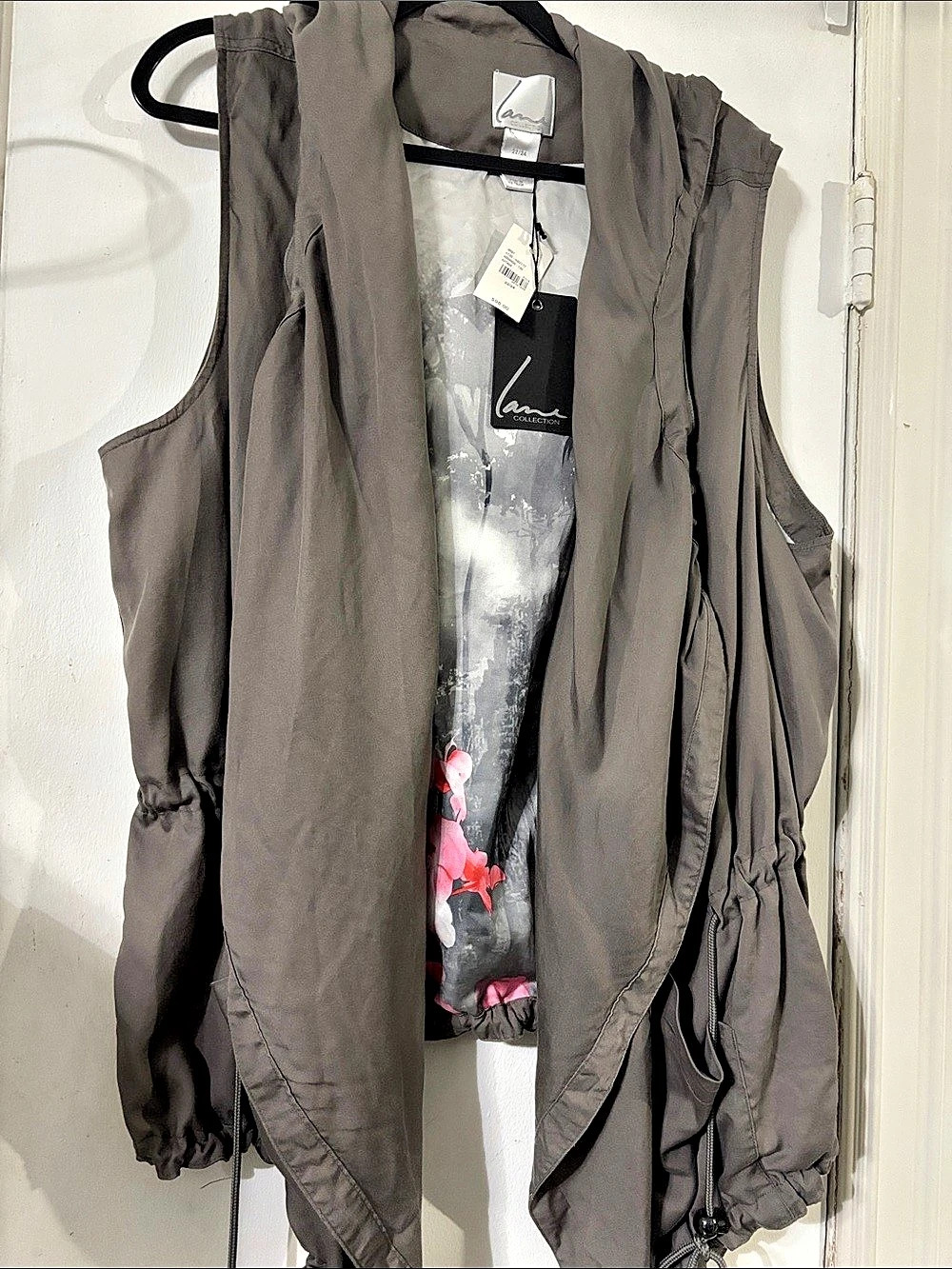 Lane Briant Collection Hooded Floral-Lined Utility Vest Size Medium NWT